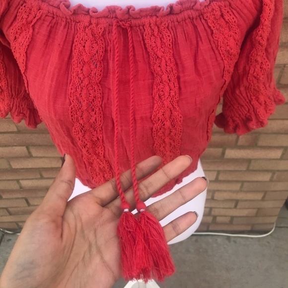 American Eagle Red Off Shoulder Boho Peasant Top – S/P - Picture 4 of 9